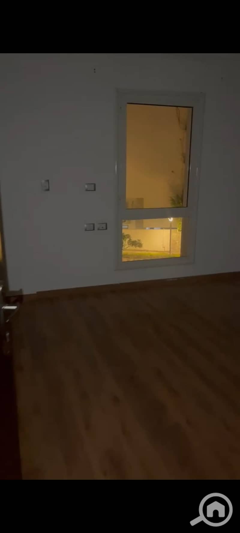 8 1000617726. png