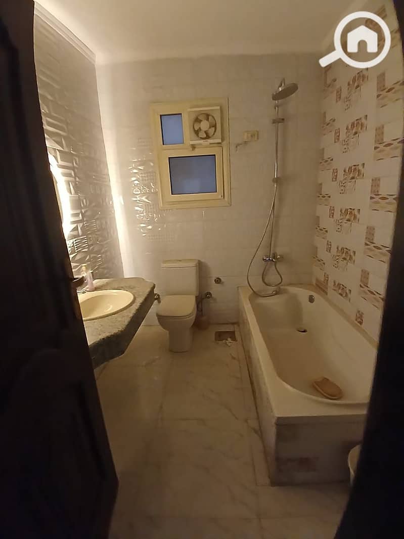 6 1000681630. jpg