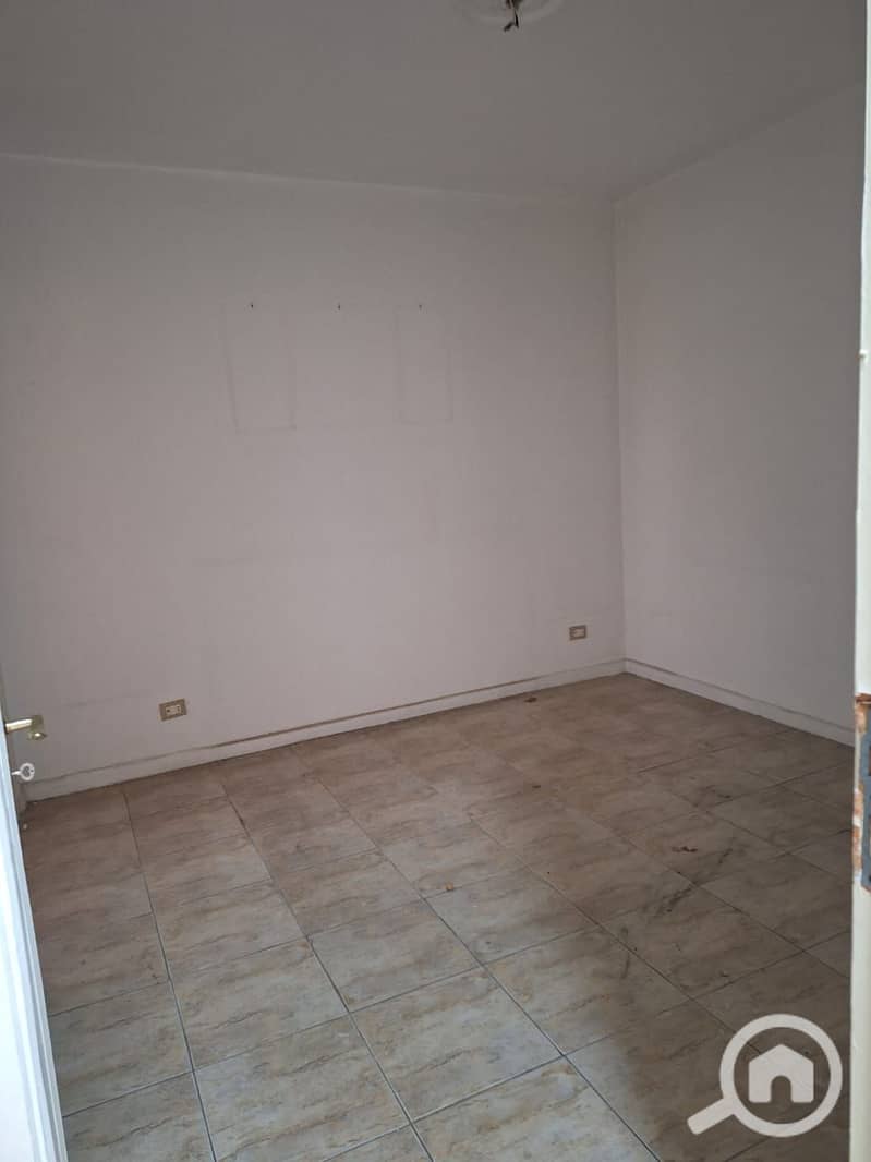 2 1000438309. jpg