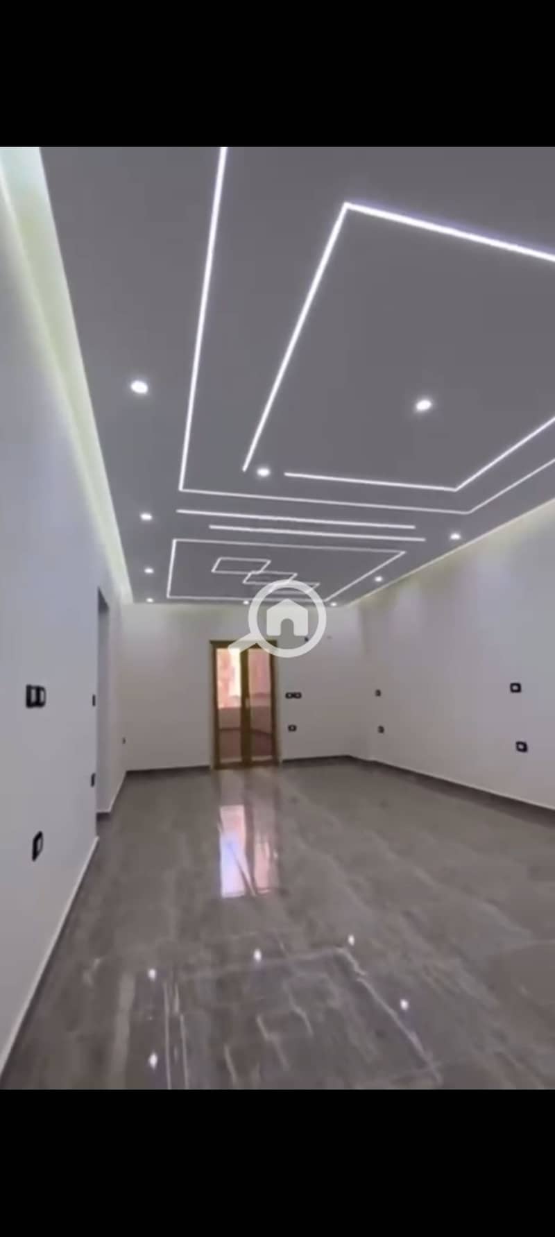 4 1000358697. jpg