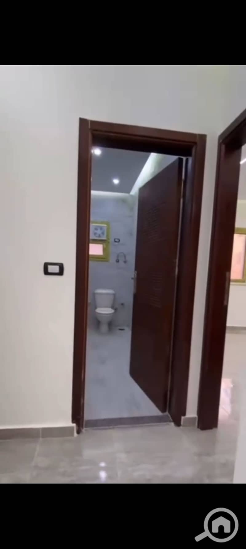 8 1000358700. jpg