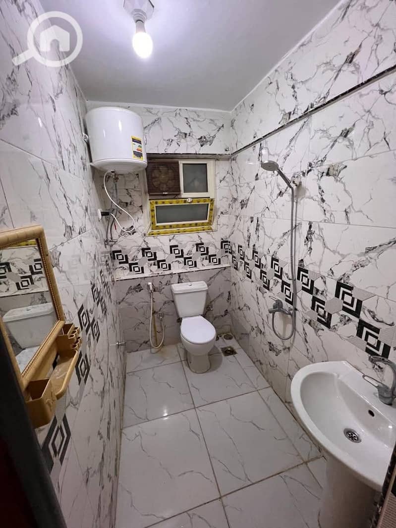 8 1000165458. jpg