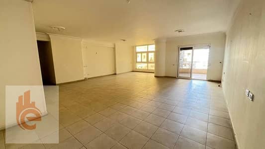 4 Bedroom Apartment for Rent in Smoha, Alexandria - 748385843_1657692428669837_8201452571356764066_n. jpg