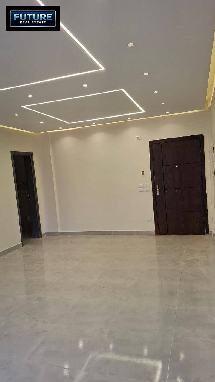 185 m apartment in Al Andalus in the Fifth Settlement next to Emirada compound and near Al-Teseen Street and the American University. - Więcej