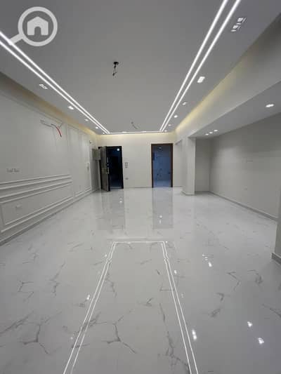 3 Bedroom Flat for Sale in Sheikh Zayed, Giza - 111035. jpg 3 Bedroom Flat for Sale in Sheikh Zayed, Giza - 111035. jpg