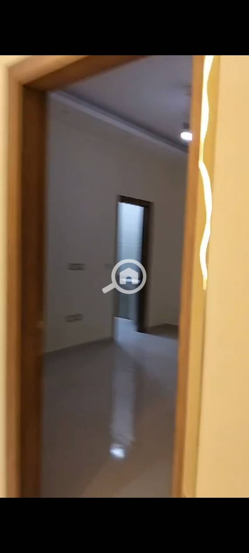 4 1000359368. jpg