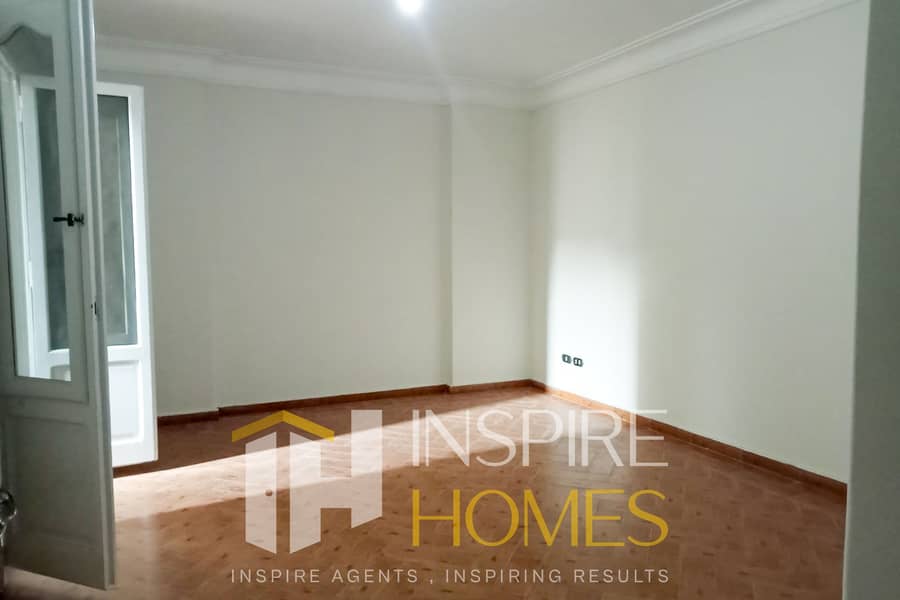 Enjoy Living in Stanley | Spacious Apartment with an Open View - Vista 6