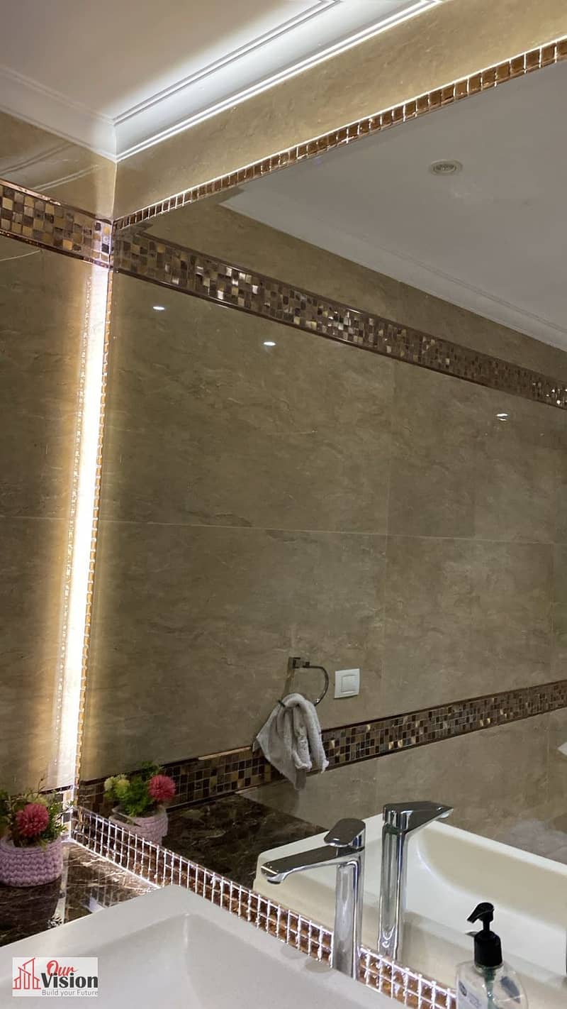 apartment . . Westown- courtyard 201 M + 86 garden 3 bed 2 bath Fully finished Marble floor, Bathrooms: Spanish borselain، Shutters all overl the - Bild 6