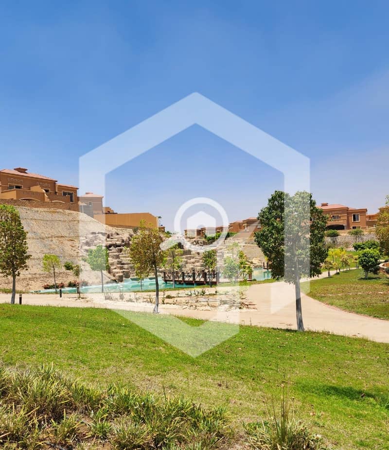 8 Royal Meadows Arco 8. jpeg