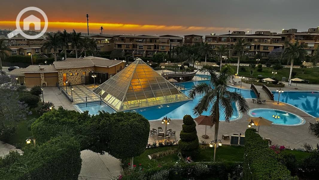 “Corner townhouse for sale with a premium open view in Pyramids Walk Compound, 6th of October City. ” - Ansicht 3