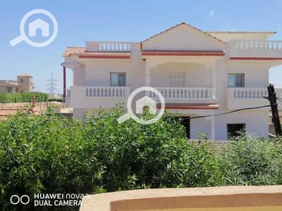 فیلا 4 غرف نوم للبيع في برج العرب، الإسكندرية - Apuoram4QdWQiVA0KkVMGLaFrKLLkmsZhb21cNbl. jpeg