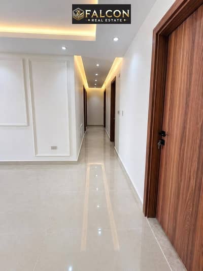 3 Bedroom Apartment for Sale in Shorouk City, Cairo - 706317879_1002911808796157_7526263136522653842_n. jpg 3 Bedroom Apartment for Sale in Shorouk City, Cairo - 706317879_1002911808796157_7526263136522653842_n. jpg