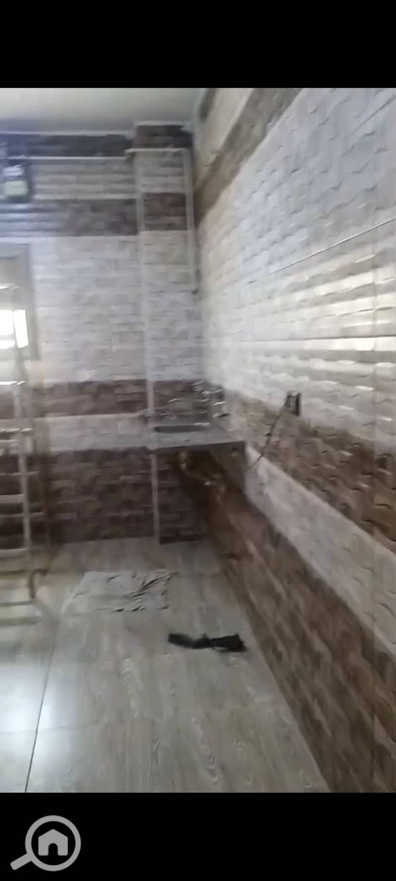 2 1000398813. jpg