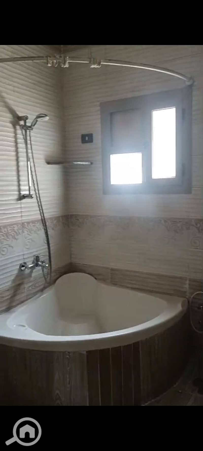 15 1000398820. jpg