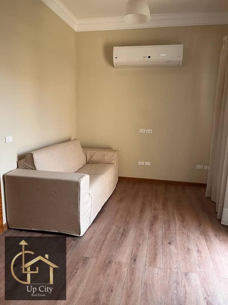 10 1000146189. jpg