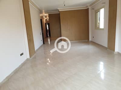 شقة 3 غرف نوم للايجار في الشيخ زايد، الجيزة - IMG-20260620-WA0017. jpg شقة 3 غرف نوم للايجار في الشيخ زايد، الجيزة - IMG-20260620-WA0017. jpg