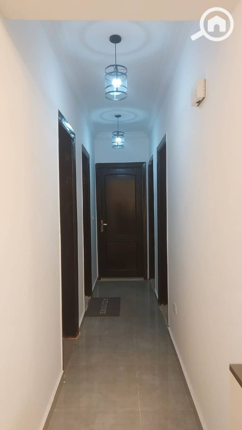 11 1000124560. jpg