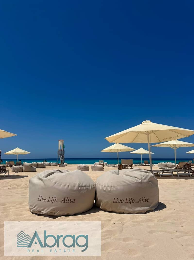 For sale, a fully finished chalet with air conditioning, installment over 8 years in Silver Sands, Ora, Ras El Hikma, North Coast. - Vista 2