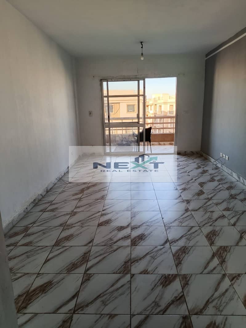 Apartment for rent in Madinaty at the lowest price, best location, and best view in B6. Area: 103 square meters. Layout: 3 bedrooms + 2 bathrooms + re - Widok 5