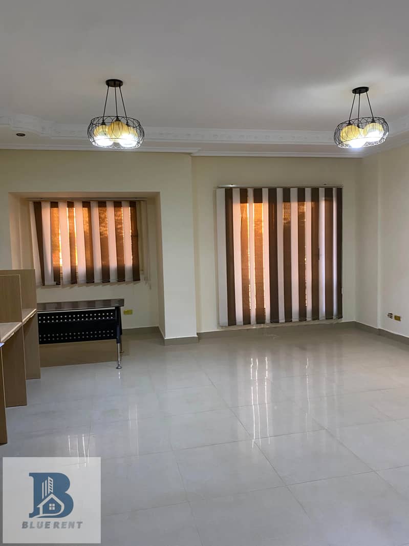 Apartment in a prime administrative location for rent in Al Yasmin Villas, First Settlement – pohled 3
