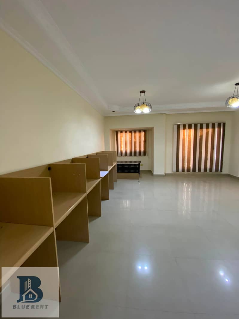 Apartment in a prime administrative location for rent in Al Yasmin Villas, First Settlement – pohled 5