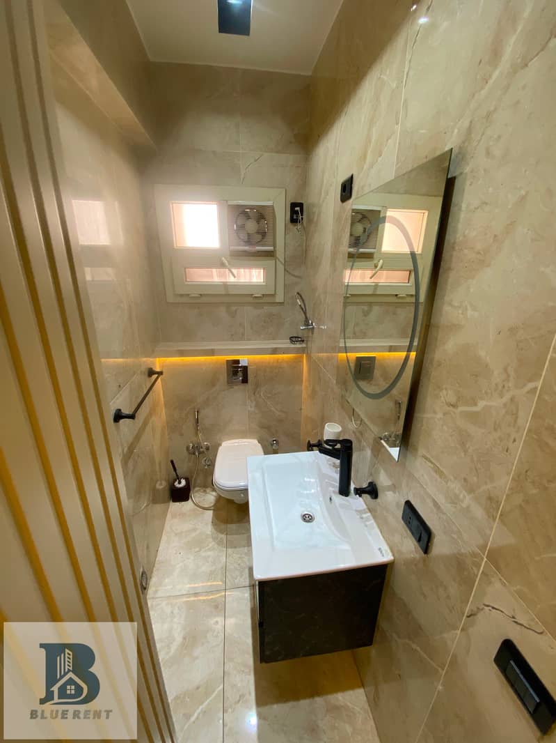 4 bd846e39-5a84-47a1-bb6c-d2b53e9771e0. jpg