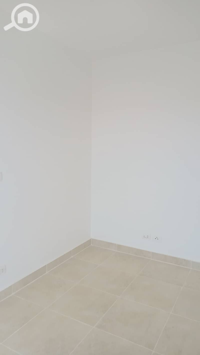 8 9168. jpg