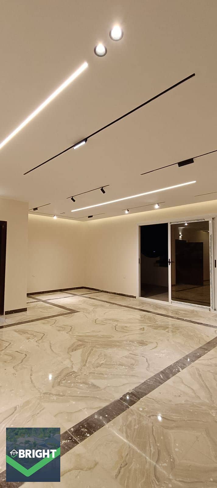 Unbeatable price: 180m² apartment, ready for immediate move-in, ultra-super-lux finish, featuring 2 Jacuzzis (limited-time offer). - Aanzicht 4