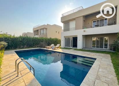 6 Bedroom Villa for Sale in 6th of October, Giza - 9271c76d-3ee5-49ab-aa8b-f547b4152da3. jpg 6 Bedroom Villa for Sale in 6th of October, Giza - 9271c76d-3ee5-49ab-aa8b-f547b4152da3. jpg