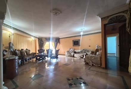 فلیٹ 4 غرف نوم للبيع في زيزينيا، الإسكندرية - فرصة لراغبي السكن الراقى بالاسكندرية