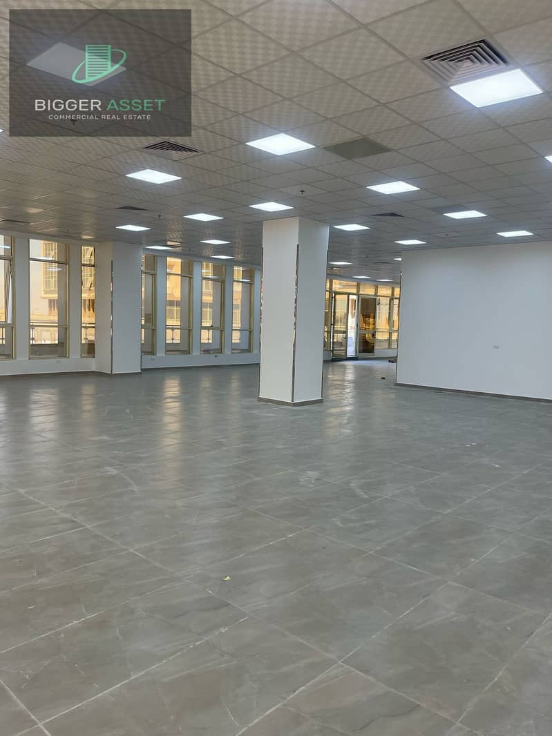 Admin Office 1000Sqm Open Space For Rent fully finished 3 Towers - Bild 5