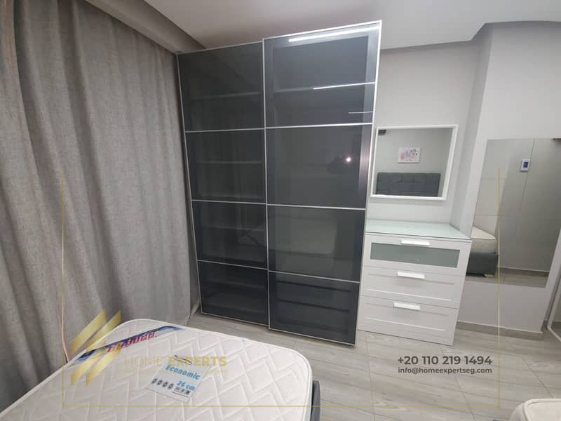 7 9e3ef1b1-3740-4bd4-a5a6-bc343af32a83. jpg