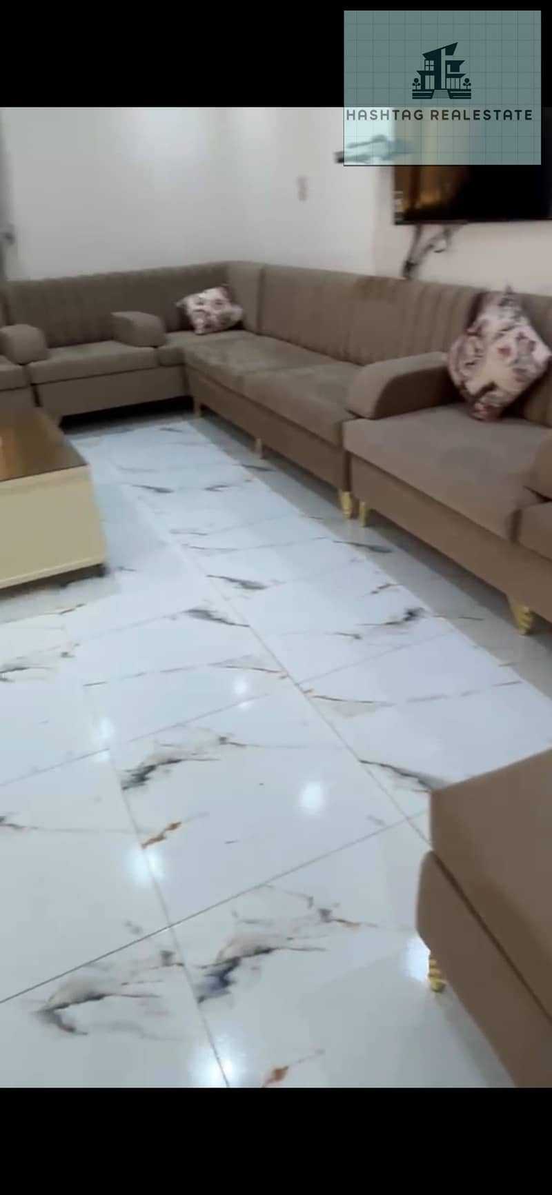 2 1000771983. jpg