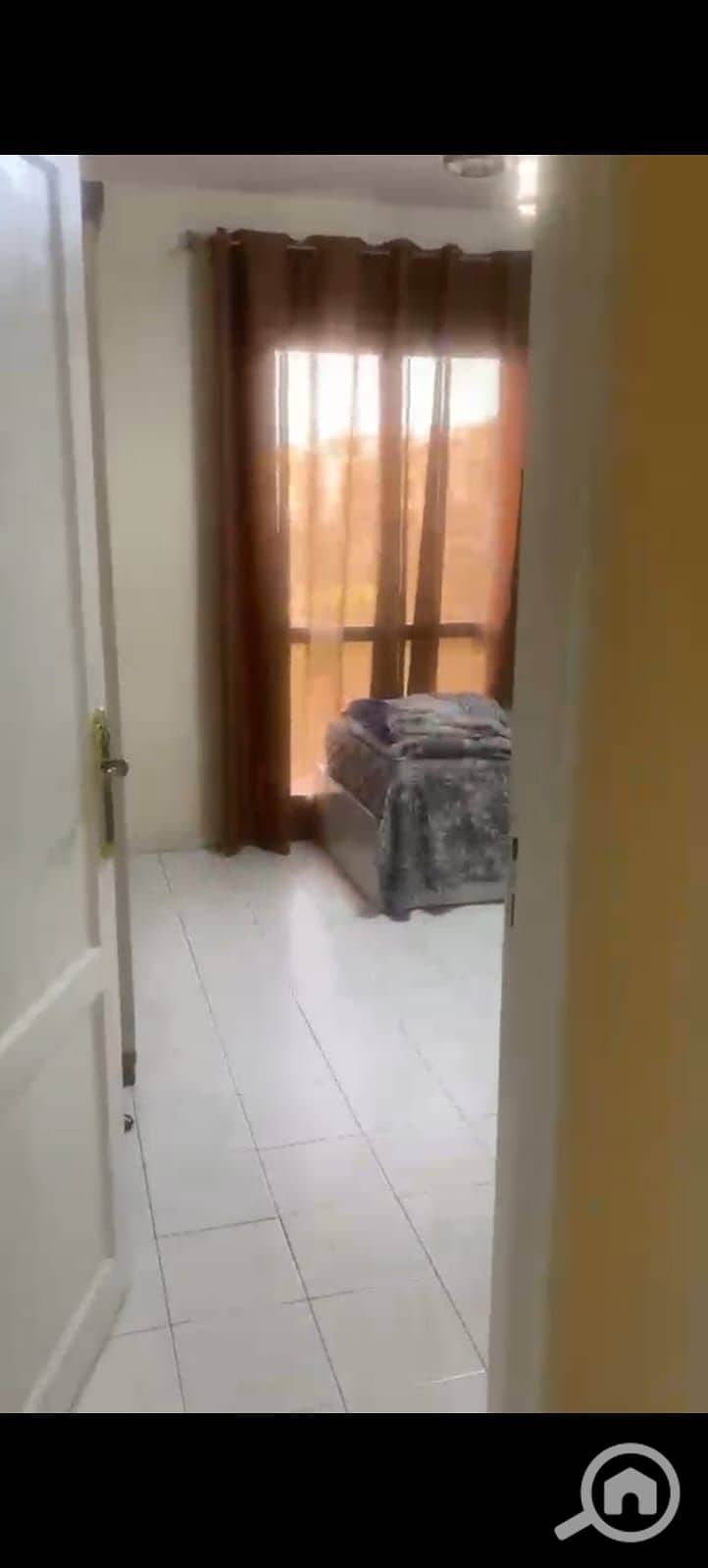 29 1000838962. jpg