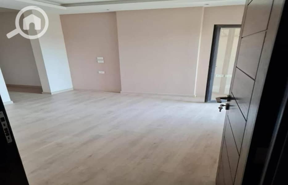 Apartment for sale in Taj City Compound, Prime Location ext to Madinaty, in front of the Police Academy, and close to Nasr City and Heliopolis. - Bild 4
