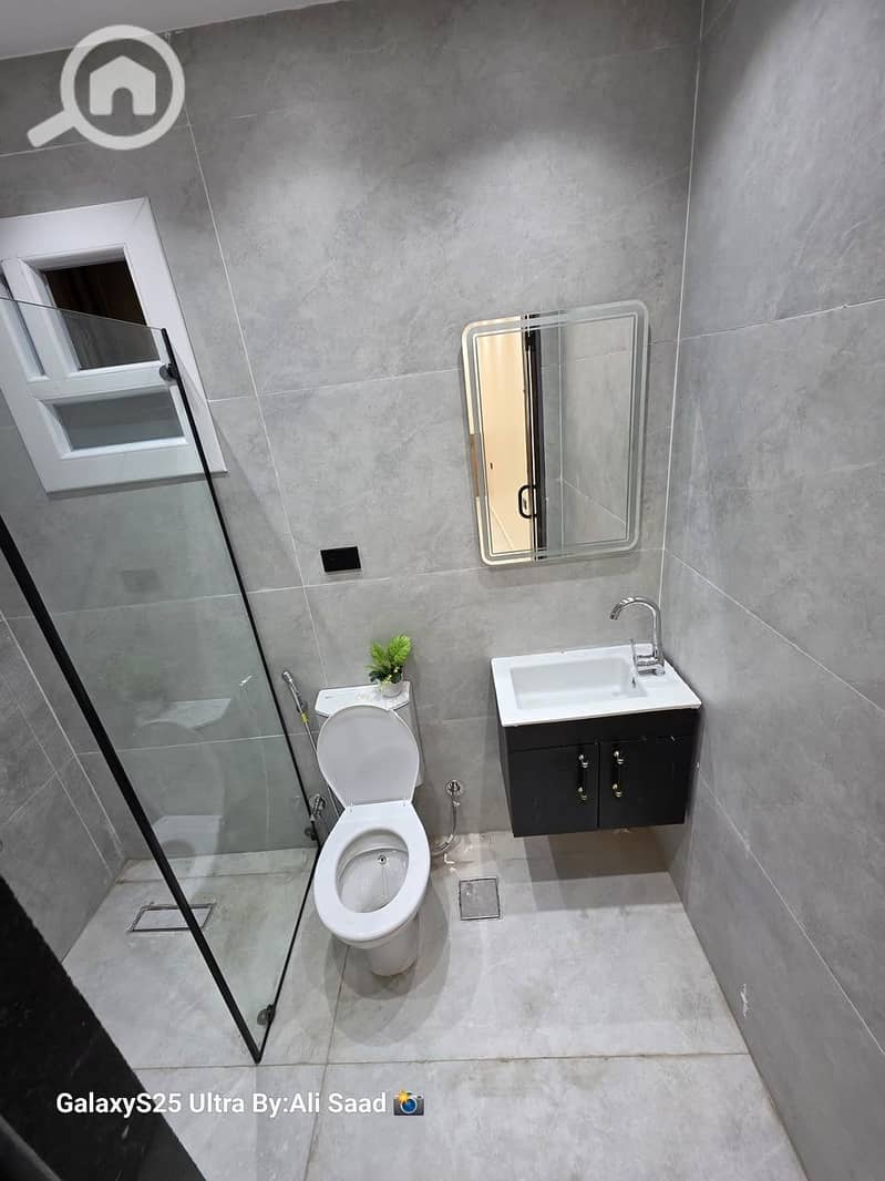20 1000979156. jpg