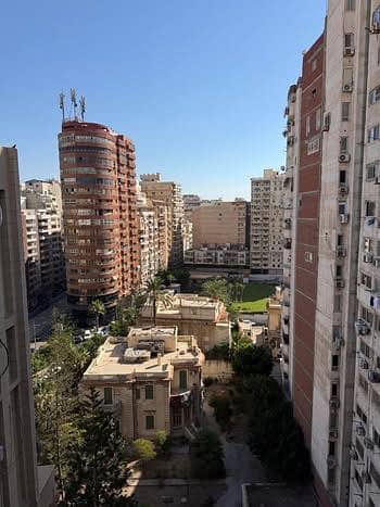 شقة 3 غرف نوم للبيع في جليم، الإسكندرية - شقه للبيع في جليم من المالك مباشر مدخل الشقه من علي الترام شقة 3 غرف نوم للبيع في جليم، الإسكندرية - شقه للبيع في جليم من المالك مباشر مدخل الشقه من علي الترام