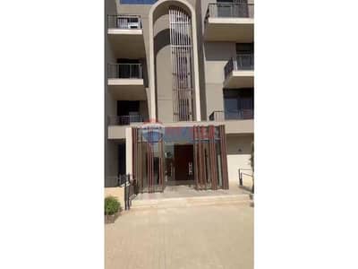 3 Bedroom Flat for Sale in Sheikh Zayed, Giza - 3c5002db-1983-4659-b60a-ba5aebc5fb06. jfif. jpg