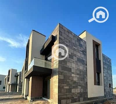 3 Bedroom Townhouse for Sale in 6th of October, Giza - images (4). jpg 3 Bedroom Townhouse for Sale in 6th of October, Giza - images (4). jpg