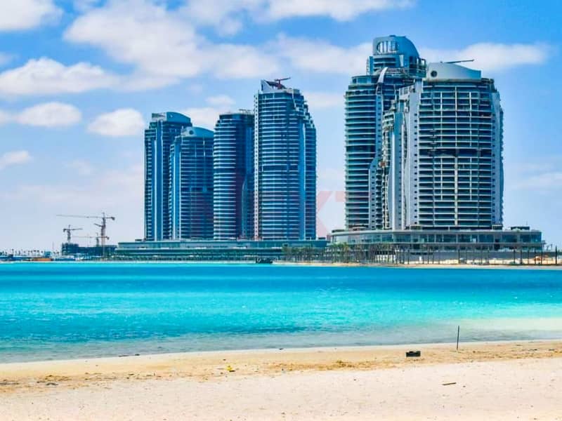 3 Beachfront__4_. JPG