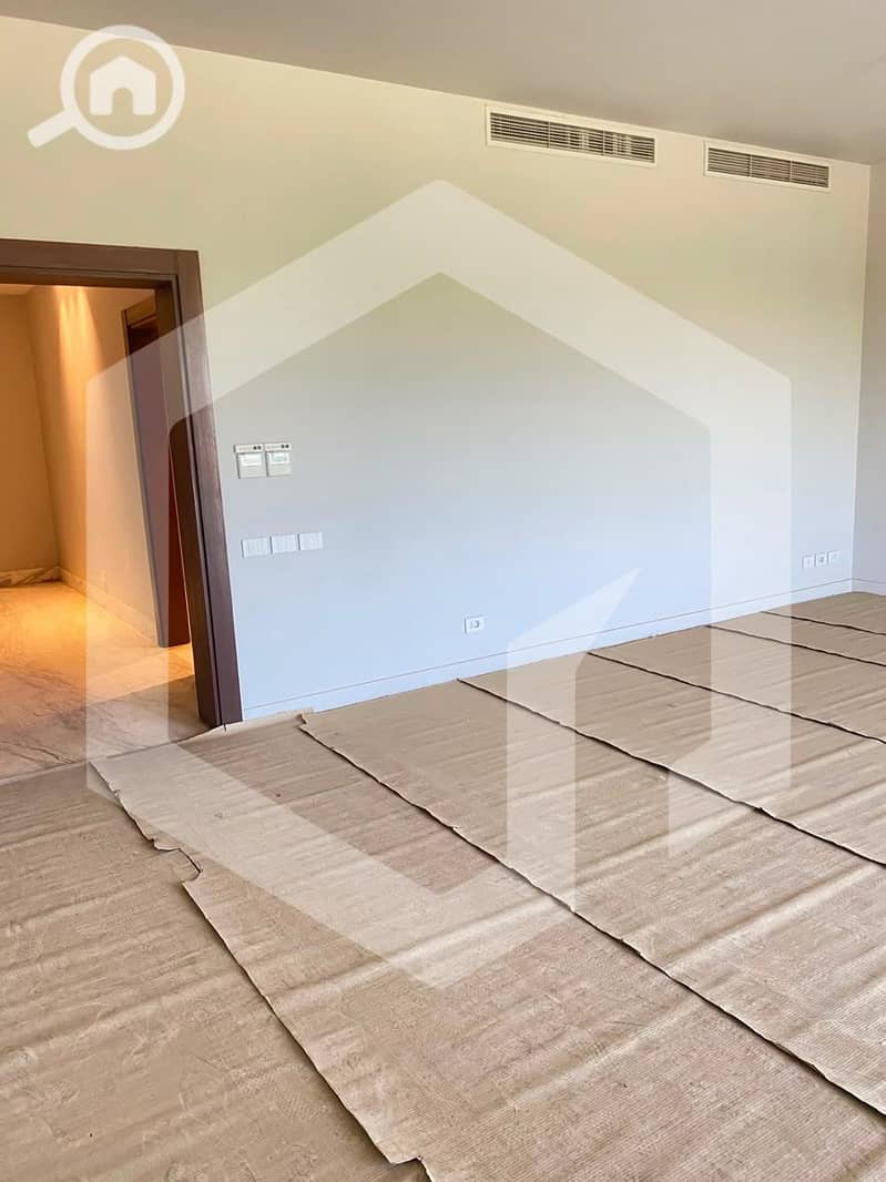 Apartment Fully Finished in a Prime Location Ready To Move in Allegria Residence, Sodic, El Sheikh Zayed . . . . . . . . . . . . . . . - Vista 4