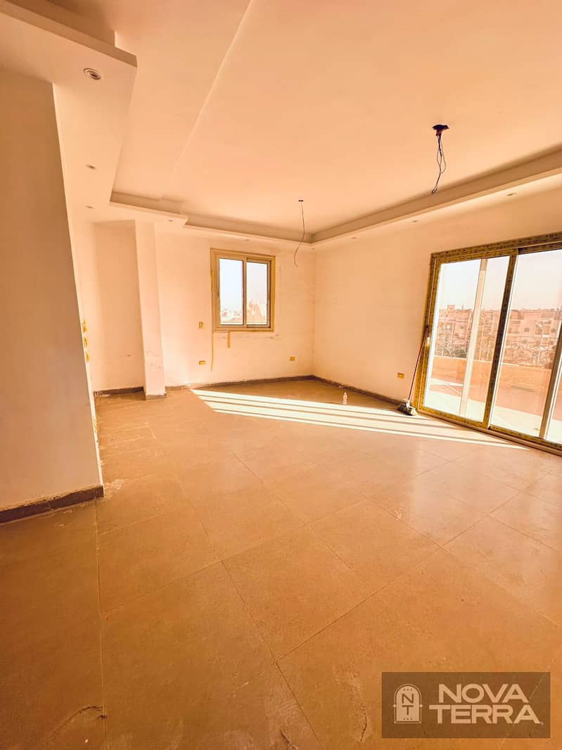 Roof for Sale | 8th District – Sheikh Zayed- Close to Spain Plaza Mall and The Gate Mall- Near Arkan Plaza and Park Street. -26th of July Corridor - Bild 3