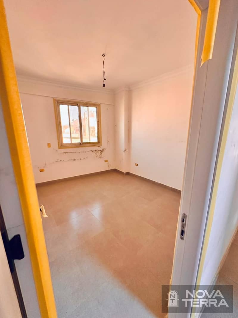 Roof for Sale | 8th District – Sheikh Zayed- Close to Spain Plaza Mall and The Gate Mall- Near Arkan Plaza and Park Street. -26th of July Corridor - Bild 5