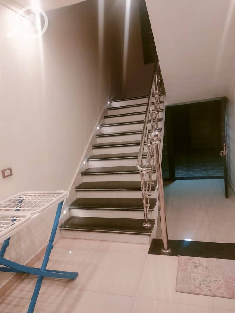 9 356530. jpg