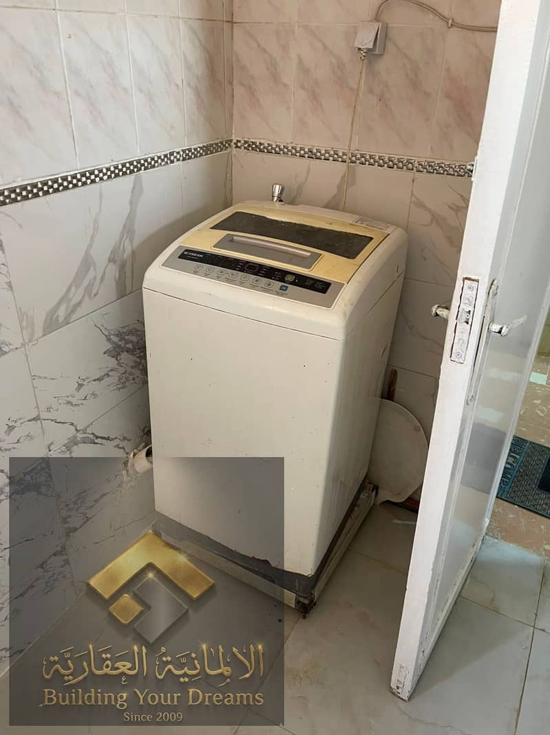 8 56075. jpg