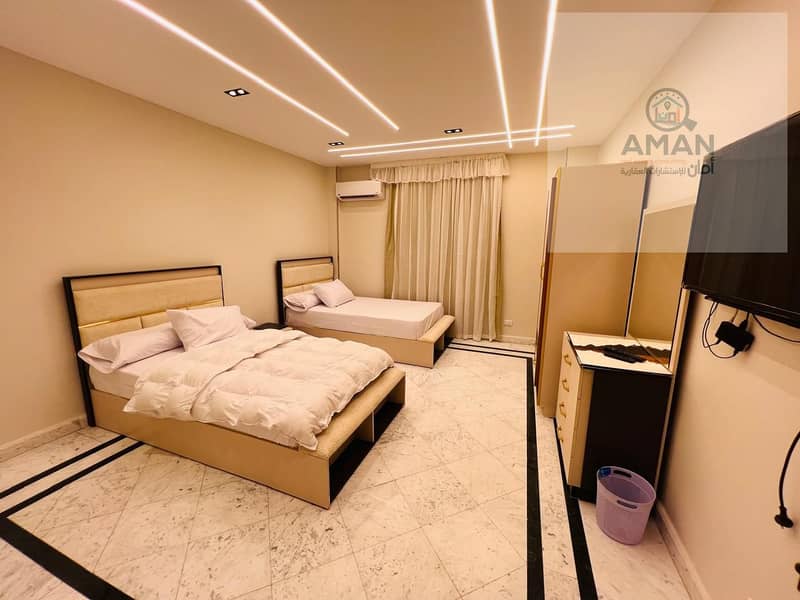 A luxurious apartment in Al-Akshid Street, Manil El-Roda, parallel to Abdul Aziz Al-Saud Street, with a Nile view from the balcony. - Widok 3
