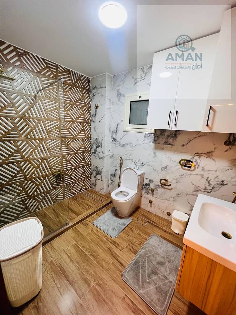 A luxurious apartment in Al-Akshid Street, Manil El-Roda, parallel to Abdul Aziz Al-Saud Street, with a Nile view from the balcony. - Więcej
