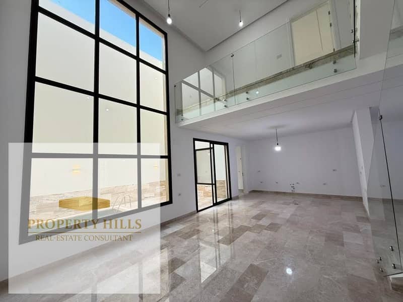 Independent villa with a private pool in a high-end community decreased from its price of 10 million, area of 358 square meters, a compound of villas only, all Smart View landscaping next to La Vista City and Mivida. - Bild 4
