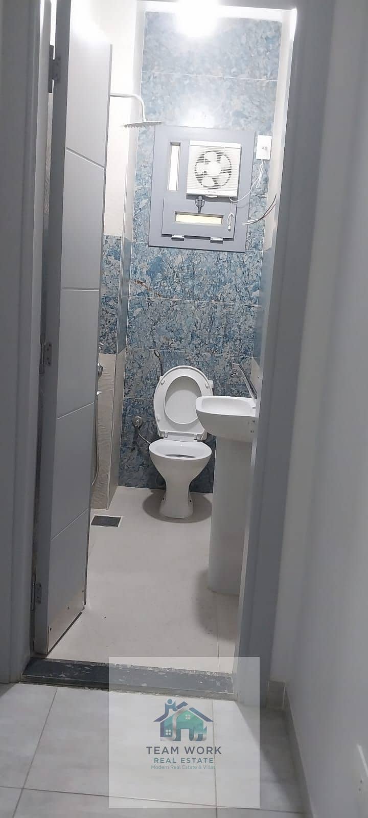 For rent (new law): "Ahliya" apartment with elevator in the villas area of District 11, three rooms - Aanzicht 4