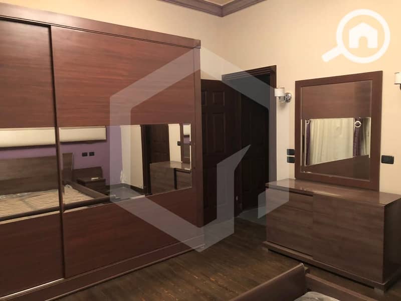 8 Beverly Hills Sodic 8. jpg